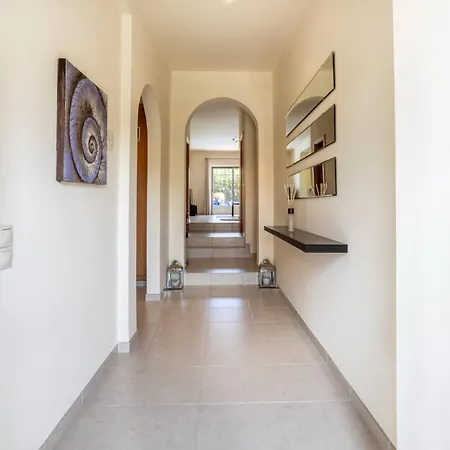 Moura By Hellovacations Villa *