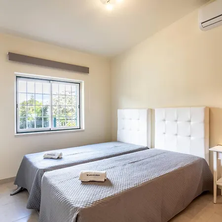 Villa Moura By Hellovacations *