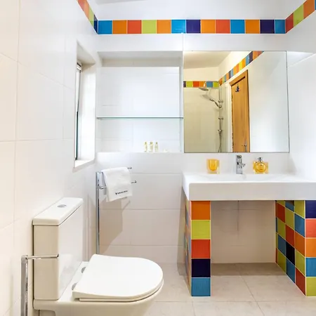 Moura By Hellovacations *