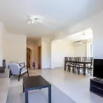 Moura By Hellovacations 楼尔