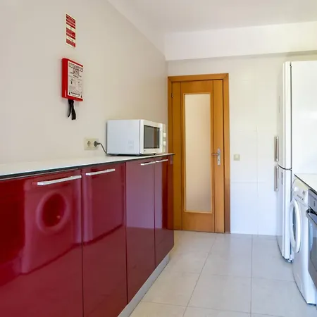 Villa Moura By Hellovacations