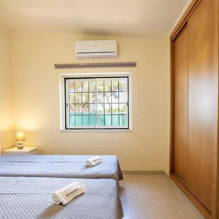 Moura By Hellovacations * Loule